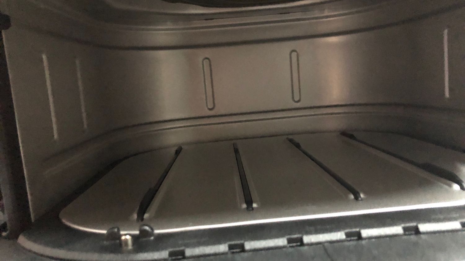 Giào hàng cực nhanh, đặt tối hôm qua chiều ngày mai giao ngay. Đóng thùng cẩn thận, mẫu mã khá ok như trong mô tả. Có phiếu bải hành, hướng dẫn sử dụng chi tiết, đàng hoàng. Sử dụng sẽ cảm nhận và đánh giá sau. Tạm thời khuyến khích cho 5 sao