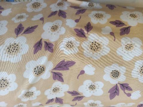 Nệm nằm êm, thoải mái, shop phục vụ tốt, mình ở tỉnh tuy xa nhưng vẫn giao được đến tận nhà với cái nêm 2m2*20 kl 60 kg rất cồng kềnh, giá ship ổn hơn các shop khác. Nói chung cảm thấy tin tưởng lắm. Quà tặng kèm đẹp và chất lượng, shop gởi quà tặng dra theo đúng ý thích. Sẽ ủng hộ tiếp nè♥️