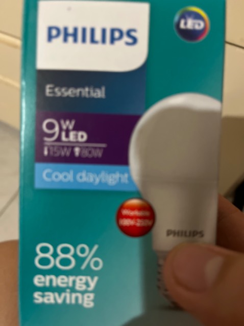 Độ sáng tốt, bóng nhỏ gọn và vỏ nhựa k sợ bể