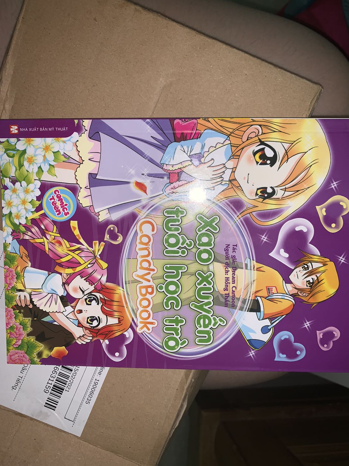 Sách mới, đẹp, giá rẻ hơn so với khi mua ở nhà sách