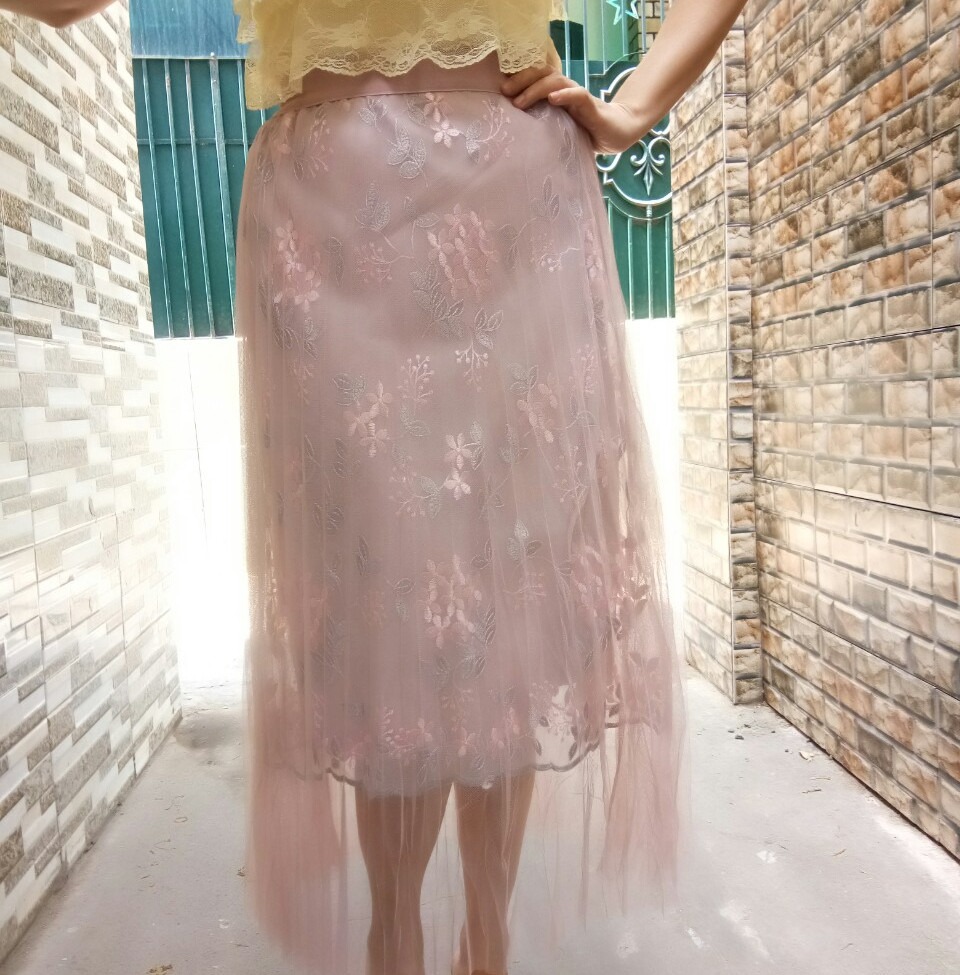 Đặt 2 màu- màu nào cũng ưng hết á.                                                                .