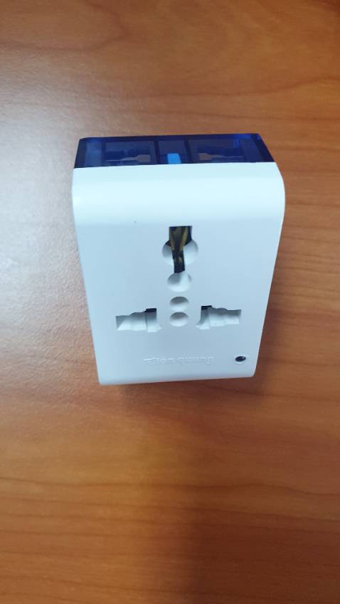 Hàng chính hãng, có tem của Điện Quang. Ok nhé, không có gì phải bàn. 5 sao cho shop.