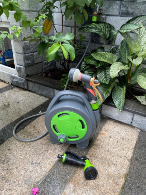 Áp lực nước hơi yếu so với đầu phun và ống mình đang sử dụng (ống đường kính D16). Còn đường kính ống của bộ này chỉ là D12. Nói chung sử dụng cũng tạm được so với mức giá. Vẫn cho shop 5 sao để khích lệ shop Áp lực nước hơi yếu so với đầu phun và ống mình đang sử dụng (ống đường kính D16). Còn đường kính ống của bộ này chỉ là D12. Nói chung sử dụng cũng tạm được so với mức giá. Vẫn cho shop 5 sao để khích lệ shop