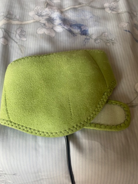 Hàng  quá nhỏ , giống như đồ chơi của tẻ em, không dùng được, không nên mua vì rất phí tiền, giống như mình đang bị
***