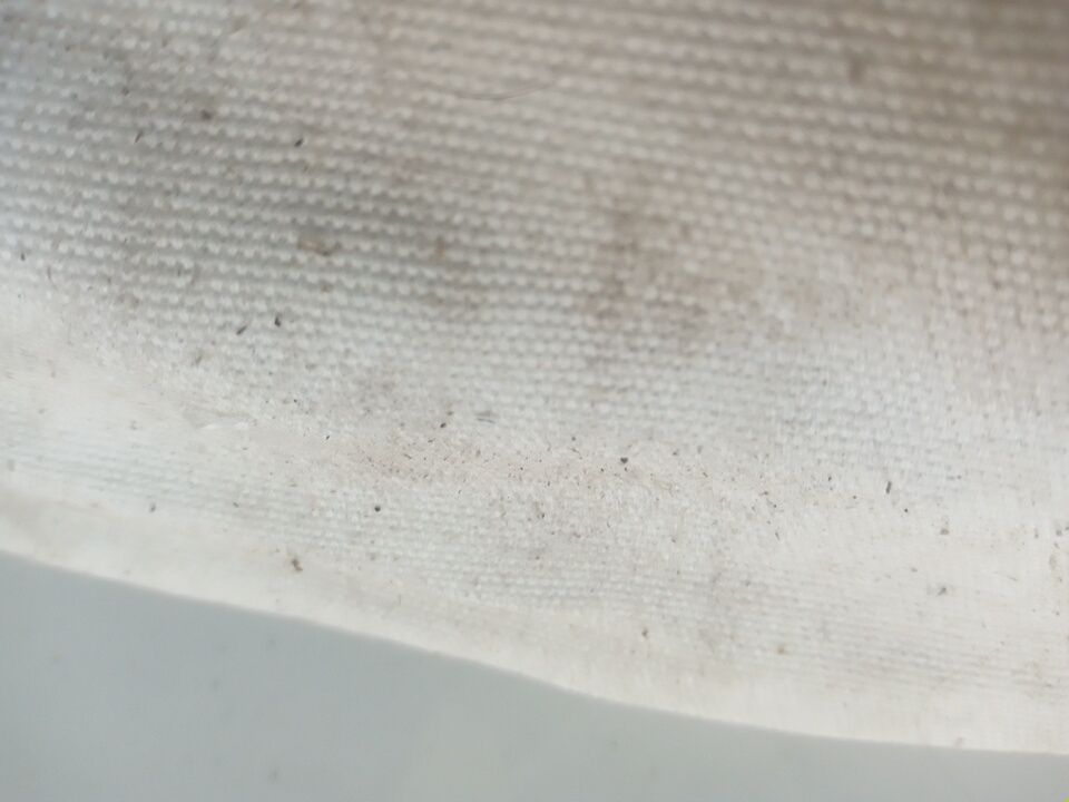 buôn bán *** càng xịt thì lại càng dơ.Chắt gì hàng chuẩn hàng chính hãng.phí ship thì 40k nữa giao hàng thì chập nữa đâu có giao nhanh trong 2h đâu.đã thế còn ko dc tặng thêm cái bót để chà giày nữa ***