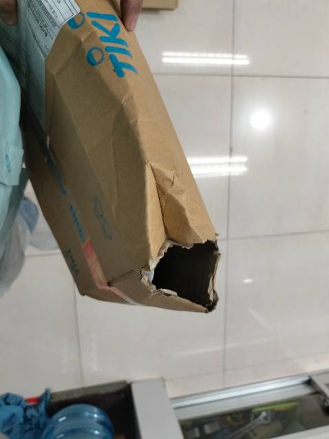 Sp thì tốt, nhưng hộp giao đến móp, nát, rách keo. Vận chuyển ko ổn