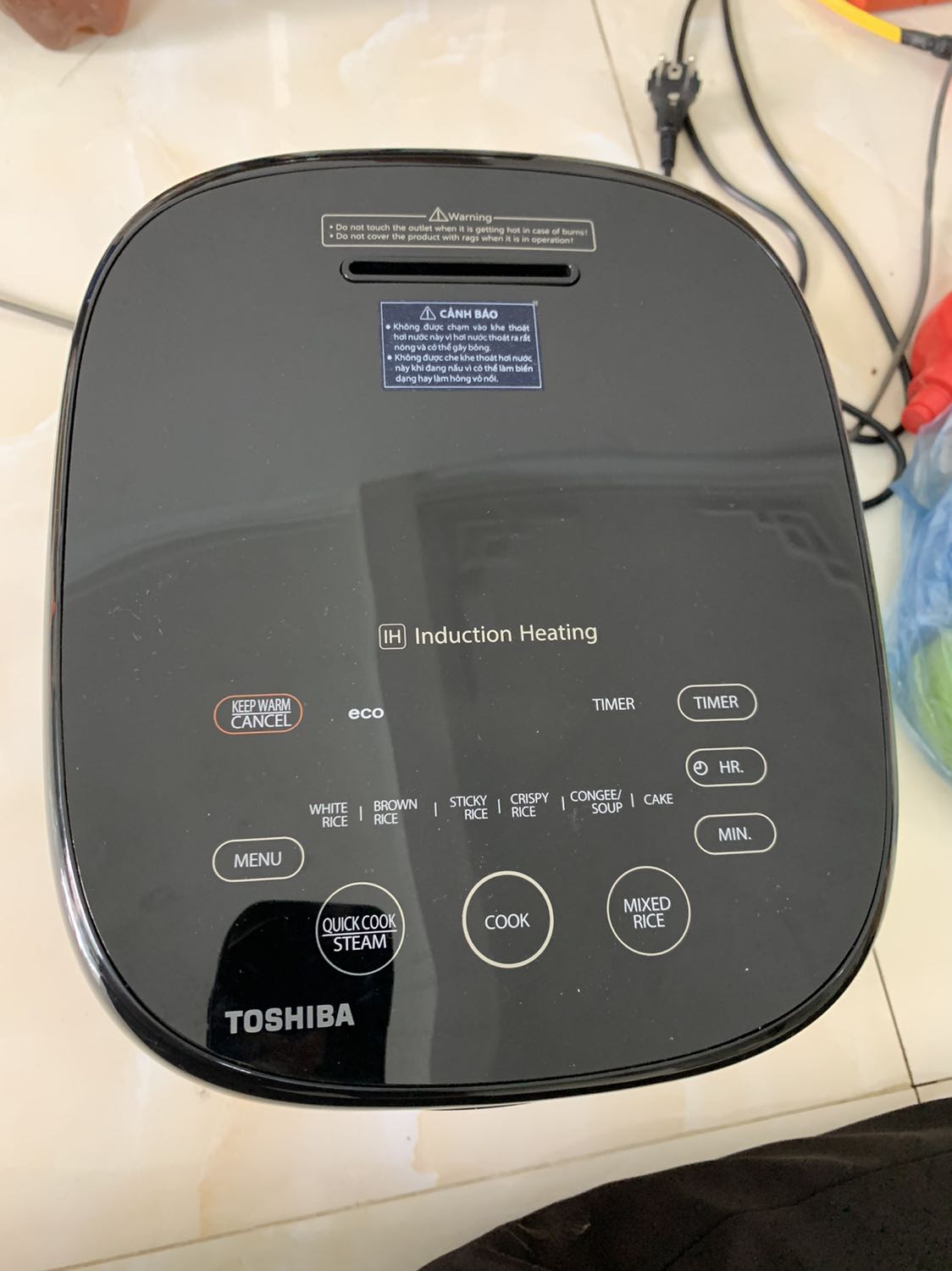 Vận chuyển rất nhanh. Thùng đóng gói vẫn nguyên đẹp. Nồi không bị lỗi gì.
Đầy đủ xửng hấp 2 muôi
Nồi trong rất dày chắc chắn.
Chưa nấu thử nên chưa biết chất lượng cơm Vận chuyển rất nhanh. Thùng đóng gói vẫn nguyên đẹp. Nồi không bị lỗi gì.
Đầy đủ xửng hấp 2 muôi
Nồi trong rất dày chắc chắn.
Chưa nấu thử nên chưa biết chất lượng cơm