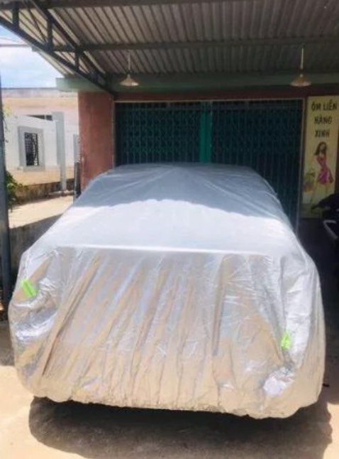 mình mua cho anh mình anh khen sản phảm rất là tốt  dùng rất vừa kích thước xe 
mình mua về dùng giống như anh mình kể dùng rất tốt 3 lớp chống nắng chống mưa chống cháy nhưng cháy mình chưa thử bao giờ mình sử dụng chống mưa chống nắng rất là ok luôn nha 
shop tư vấn rất nhiệt tình phục vụ rất tốt