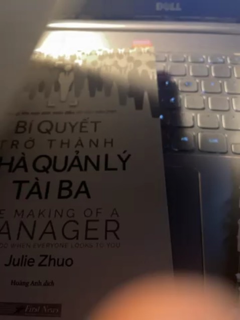Kiến thức quản lua từ kinh nghiệm của tác giả rất hữu ích và hợp lý. Rất đáng đọc và học được nhiều điểm hay
Sách đóng gói cẩn thận, ship nhanh