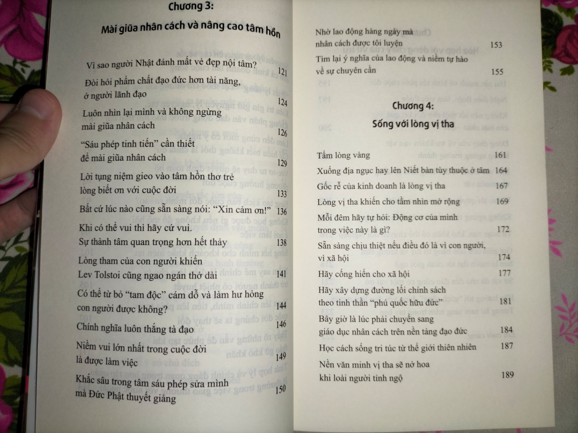 Sách đẹp, chất giấy tốt, nội dung mang đầy thông điệp tích cực, đánh giá cao dịch vụ bao sách của Tiki, shipper lịch sự 💯💯💯