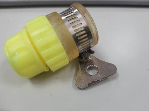 Nhận hàng có cảm giác như mua hàng cũ, sản phẩm dính bụi bẩn, chốt vặn bị sét.... Mặc dù chắc sẽ không ảnh hưởng đến sử dụng nhưng cho thấy bán hàng cẩu thả, hi vọng shop sẽ để ý đến góp ý để cải thiện.