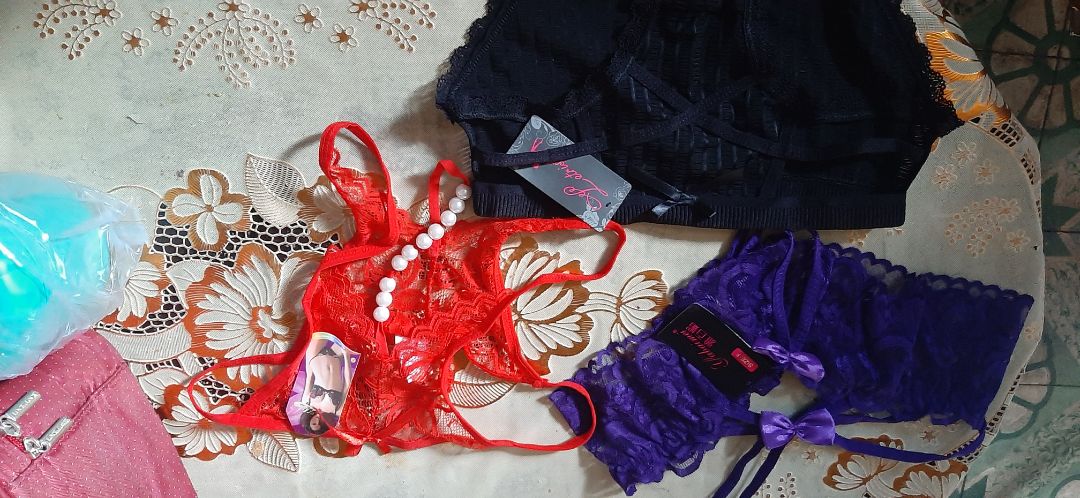 Tiki giao hàng nhanh, đóng gói cẩn thận. Quần thì trông cũng đẹp nhưng đường may ko kĩ lắm. Mình cho shop 4 sao nhé :)