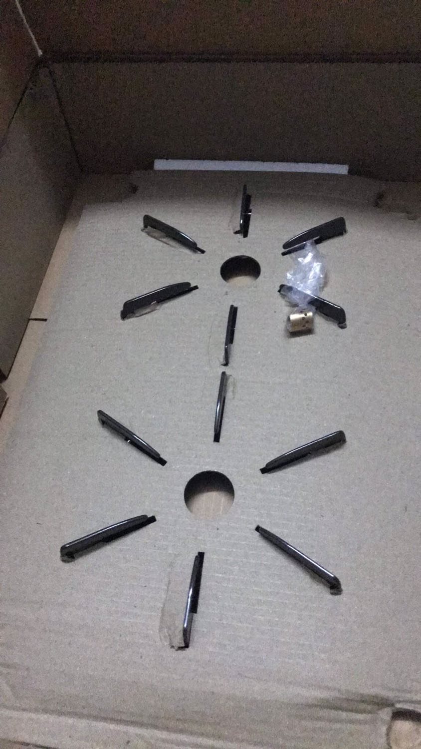 Bếp đẹp lắm, nhà cung cấp đóng hàng chắc lắm