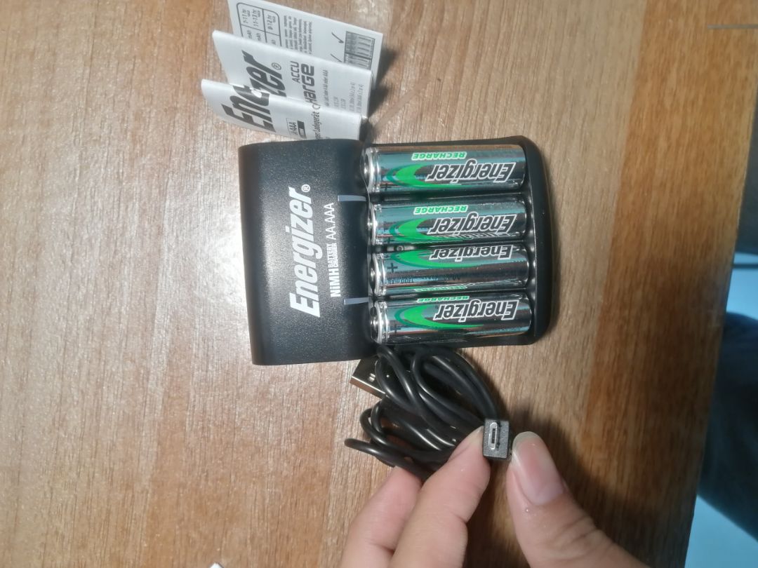 Mới mua nên chưa biêta chất lượng thế nào, nhg nhìn qua thì hàng có chất lượng tốt. Cần dùng thêm mới nói chắc đc. Tạm 5*