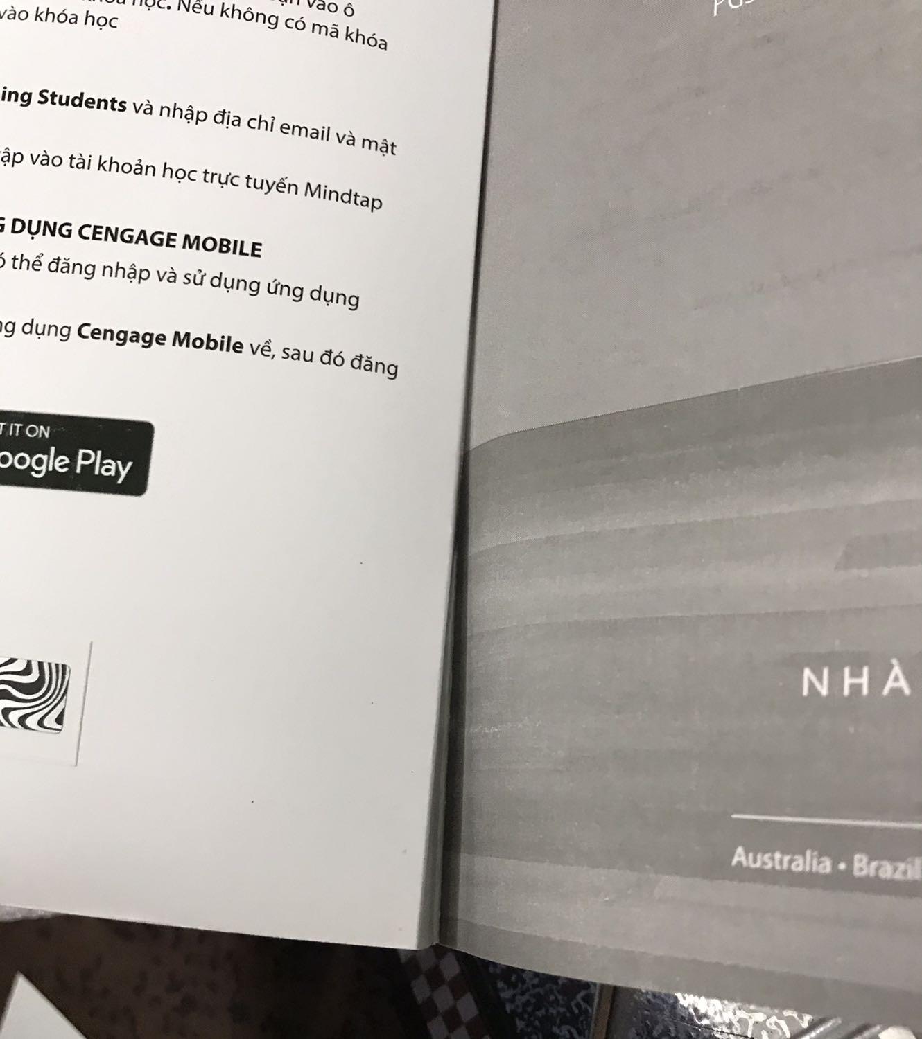 Sách dơ, không còn mới, bìa sách gãy, cuốn sách có chỗ bị bong.