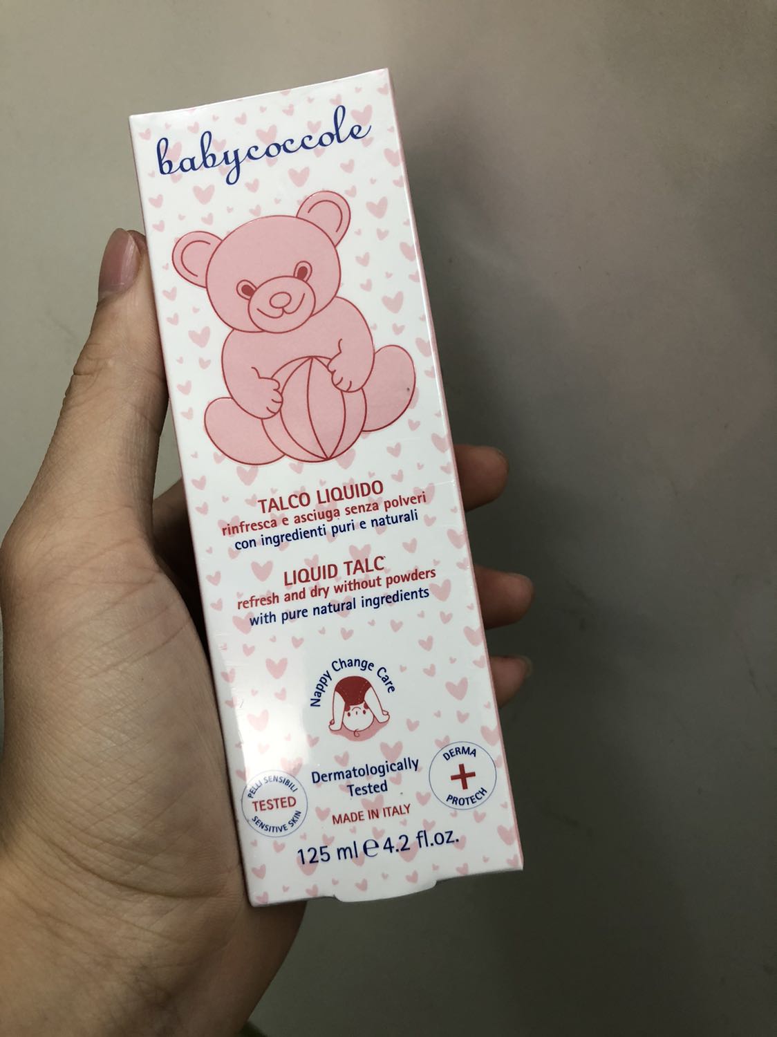 Sp dùng ok k bết dính, mùi hương nhẹ dễ chịu k bị nồng.