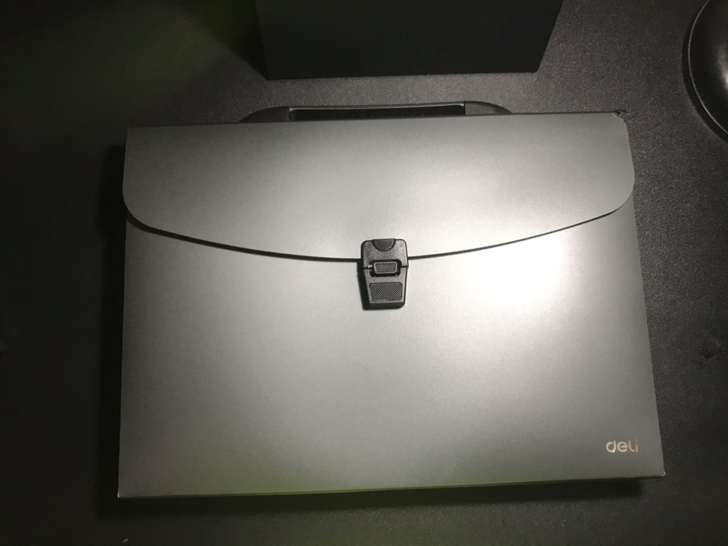 Hàng mới, chất lượng, nên đóng gói kỹ hon.