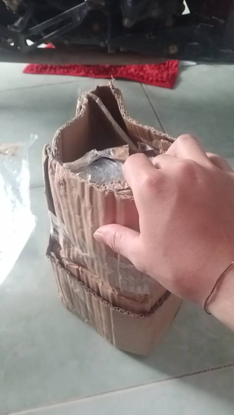 sản phẩm đúng như quảng cáo,cầm rất chắc tay.về tính hiểu quả chưa thử. 
cảm ơn shop..!