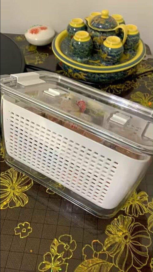 đẹp xuất sắc luôn ý. chưa bao giờ mua đc bộ hộp ưng ý như này, chuẩn tiền nào của nấy. Dày dặn, nên mua mn ạ