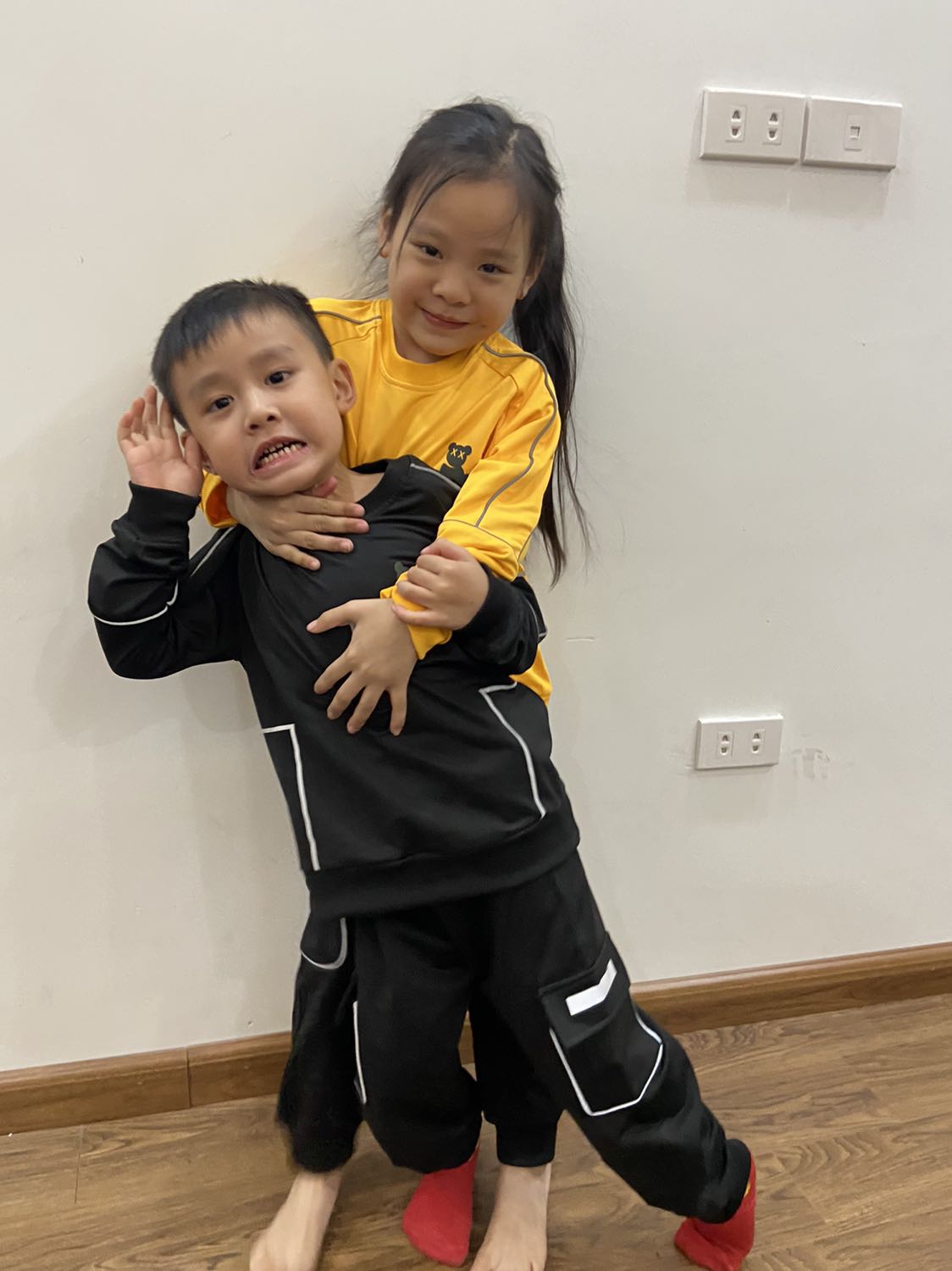 Chạy mượt . Đủ phụ kiện . Giao hangd nhanh