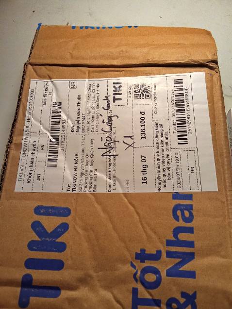 Sách đặt bên đây nhưng bên J&T giao cũng tương đối nhanh. Sách đẹp, giấy nhìn chất lượng, đóng gói cẩn thận. 
Về nội dung thì không cần bàn vì đây là cuốn sách mình đang tìm,cần tìm đọc. Tìm hiểu về hooc môn dopamine và làm sao để có cuộc sống healthy hơn. Cảm ơn!