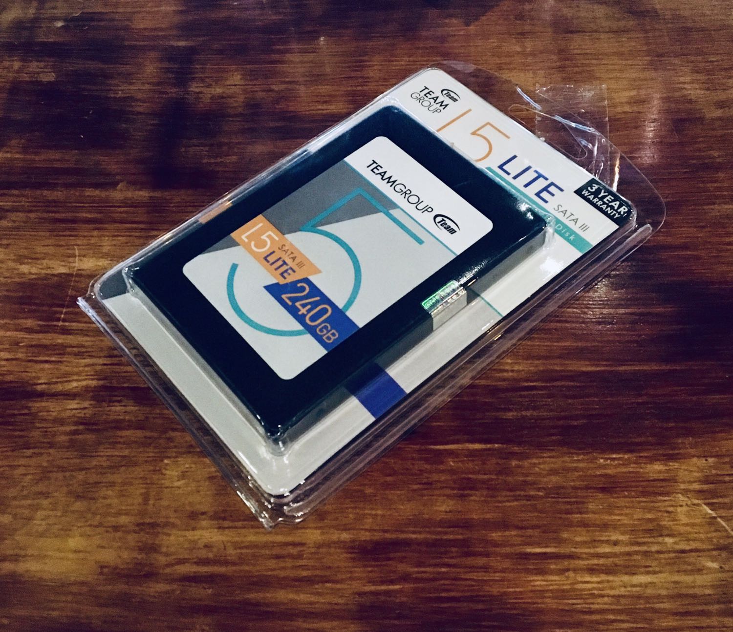 SSD dùng usb 3.0 chuyển file nhanh,giá thành tốt.Chất lượng gia công tốt ,có tem bảo hành chính hãng.
Tiki giao nhanh trong 2h,nhân viên lịch sự. SSD dùng usb 3.0 chuyển file nhanh,giá thành tốt.Chất lượng gia công tốt ,có tem bảo hành chính hãng.
Tiki giao nhanh trong 2h,nhân viên lịch sự.