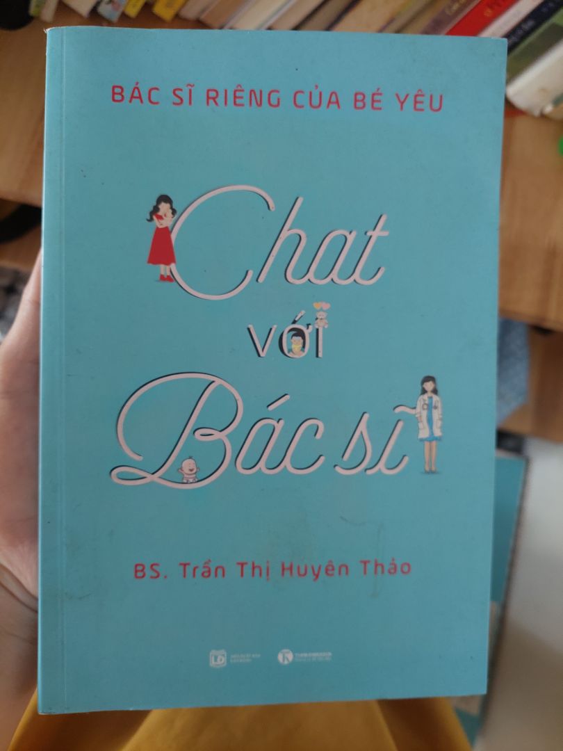Cuốn sách "must have" ở mọi gia đình có con nhỏ. Các thông tin được đưa ra khoa học, hiện đại và rất có ích,  không theo kiểu "kinh nghiệm nuôi con" như các cuốn khác. Nhờ có cuốn này mà 6 tháng đầu đời của bạn nhỏ ở nhà trôi qua rất vui vẻ, nhẹ nhàng. Cuốn sách "must have" ở mọi gia đình có con nhỏ. Các thông tin được đưa ra khoa học, hiện đại và rất có ích,  không theo kiểu "kinh nghiệm nuôi con" như các cuốn khác. Nhờ có cuốn này mà 6 tháng đầu đời của bạn nhỏ ở nhà trôi qua rất vui vẻ, nhẹ nhàng.