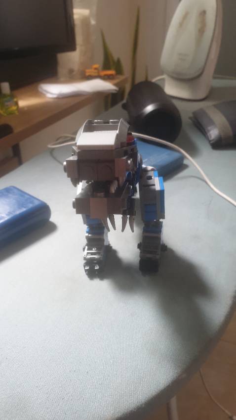 Sản phẩm đẹp, lắp ráp hơi tốn công sức , bé rất thích. Sẽ ủng hộ các lần sau .....