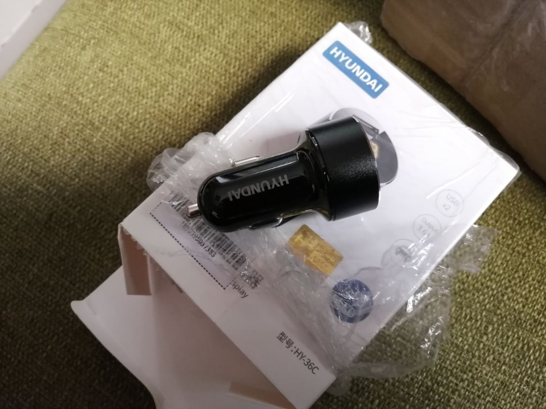 Sản phẩm đẹp, chất lượng tốt, nhìn chắc chắn, bao gói cẩn thận, giao hàng nhanh chóng. Cám ơn shop.