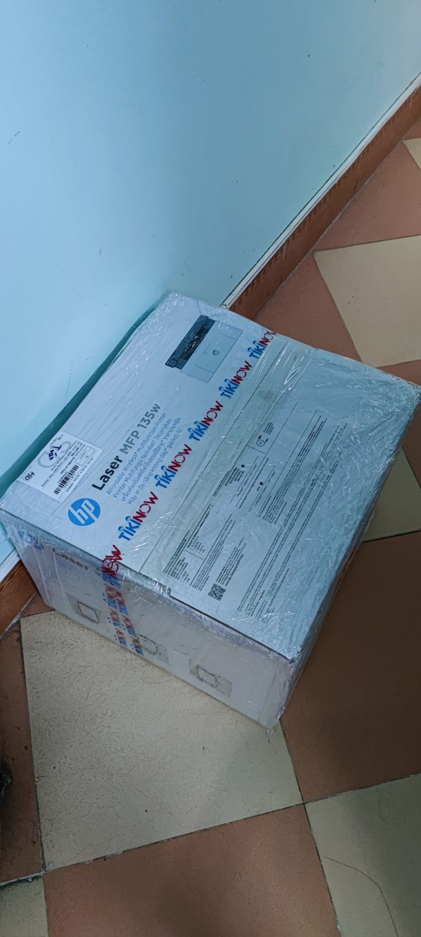 Thiết kế gọn gàng, màu sắc trang nhã, phù hợp với gia đình hoặc văn phòng nhỏ. Kết nối wifi ổn định. In tốt định dạng pdf từ điện thoại. Chất lượng bản in đẹp. Scan nét rõ ràng. Thiết kế gọn gàng, màu sắc trang nhã, phù hợp với gia đình hoặc văn phòng nhỏ. Kết nối wifi ổn định. In tốt định dạng pdf từ điện thoại. Chất lượng bản in đẹp. Scan nét rõ ràng.