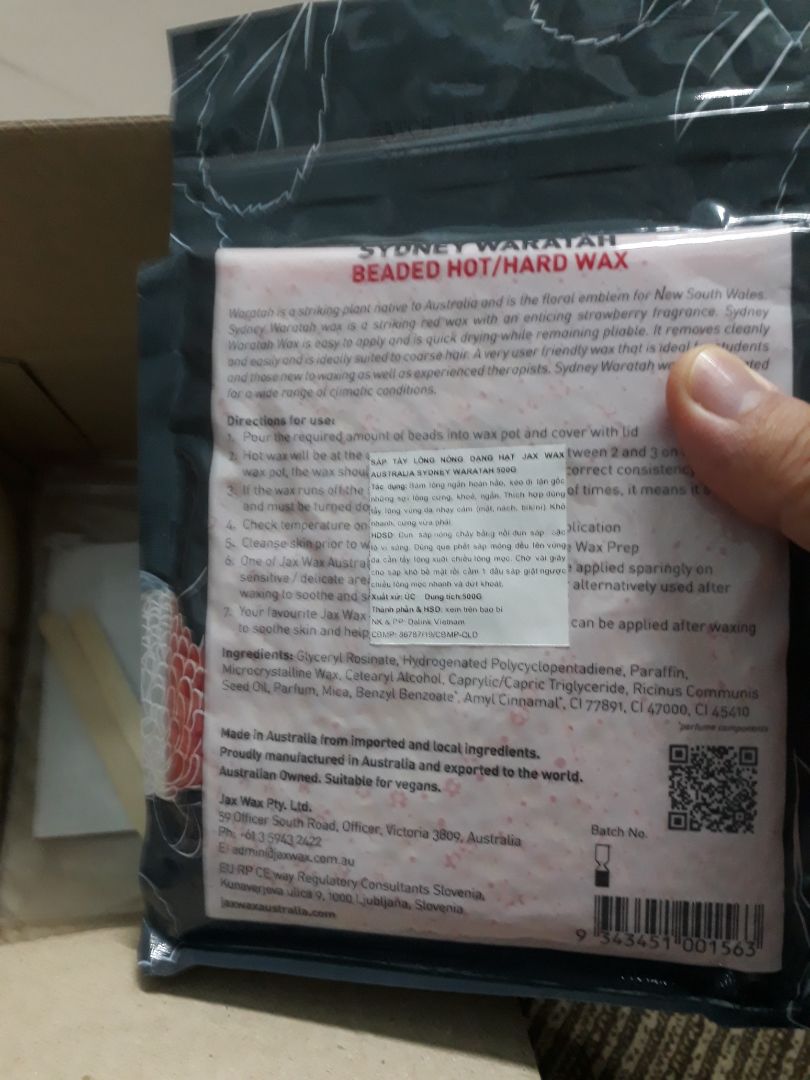 Nhà bán hàng giao lộn sản phẩm. Mình đặt mua " kem dưỡng sau tẩy lông Jax Wax" nhưng lại giao " sáp tẩy lông nóng dạng hạt Waratah". Nhờ bộ phận cskh Tiki hỗ trợ đổi hàng giúp mình. Cảm ơn.