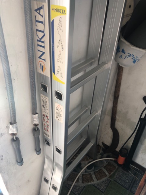 Thang đẹp. Chắc chắn. Giao hàng nhanh. Cảm ơn. Shop có phần quà tặng kèm.