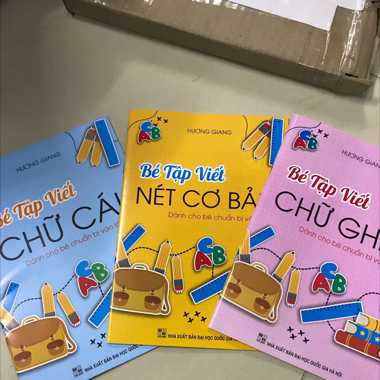 Chất liệu, hình thức tốt. Đóng gói cẩn thận