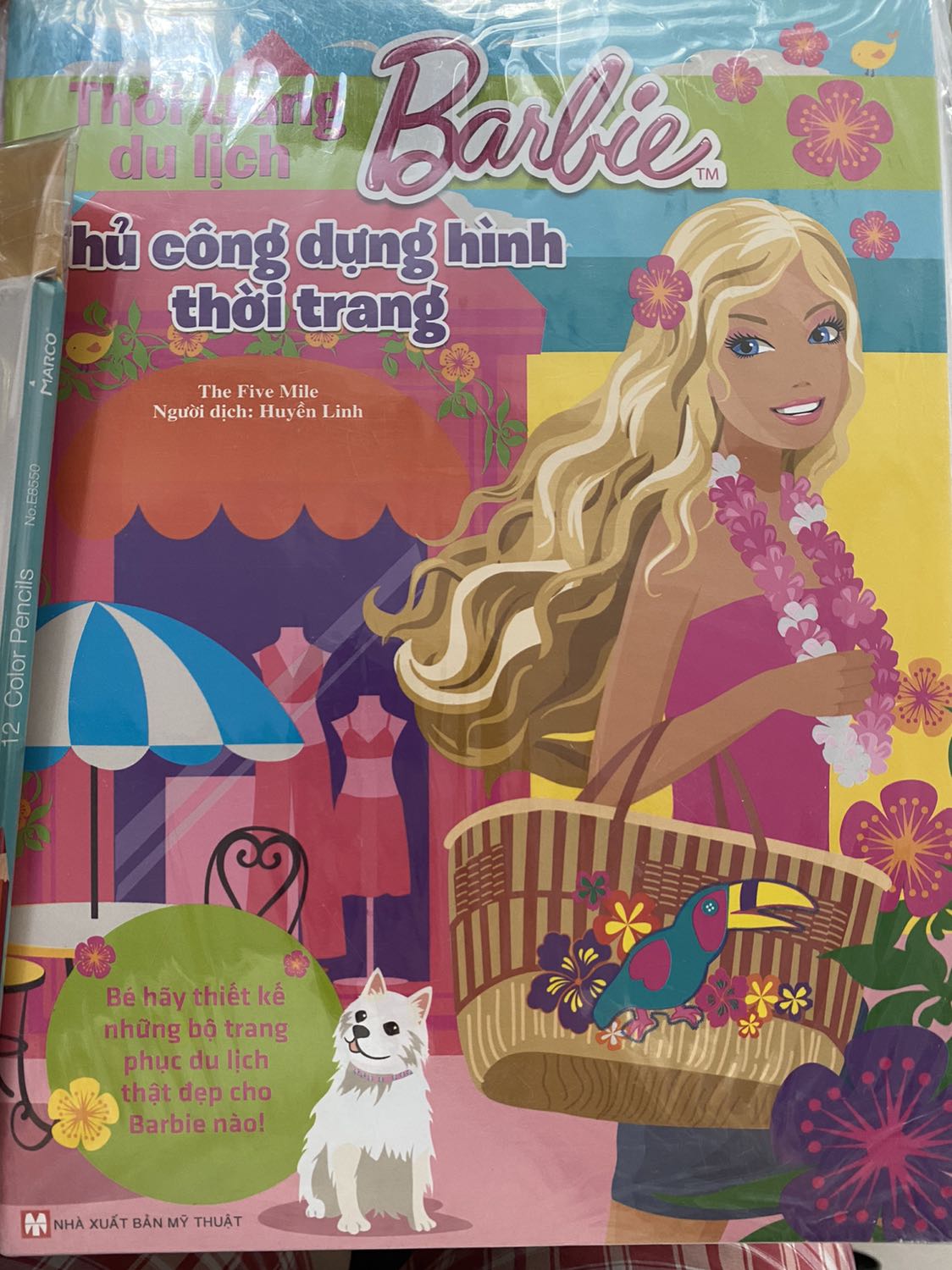 Sách đẹp màu rõ nét. Giao hàng khá lâu.