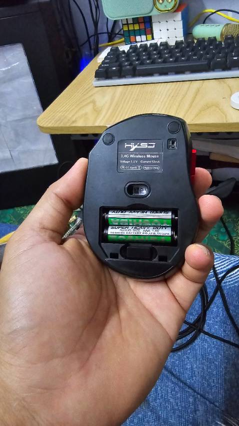 Chuột gì mà đơ đơ giật giật.