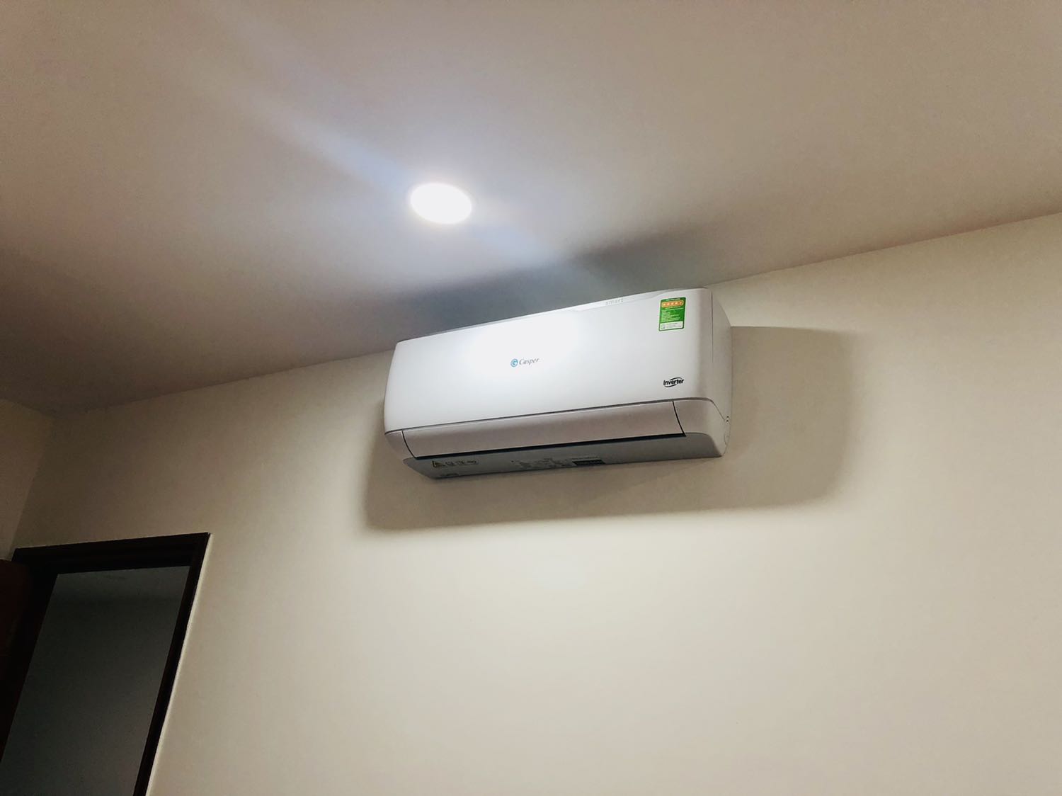 Lúc giao hộp hơi bẹp dí xíu, dùng ok