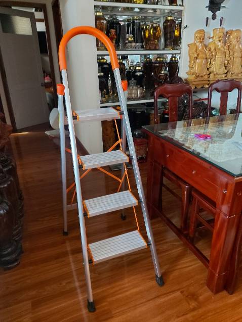 Lần đầu tiên mua hàng Tiki mua được 1 sản phẩm chất lượng trên cả tuyệt vời. Giao hàng nhanh. Đóng gói nhiều lớp kỹ lưỡng. Shop uy tín. Tham khảo vài shop giá về tới nhà từ 818k đến gần 850k. Shop này rẻ hơn gần cả trăm ngàn, thời covid 100k cũng tiết kiệm kha khá đó. Cảm ơn shop. Sẽ tt ủng hộ shop khi có nhu cầu. 10*. Mn nên mua kg lo nghĩ gì cả. Rất ưng ý và mãn nguyện.