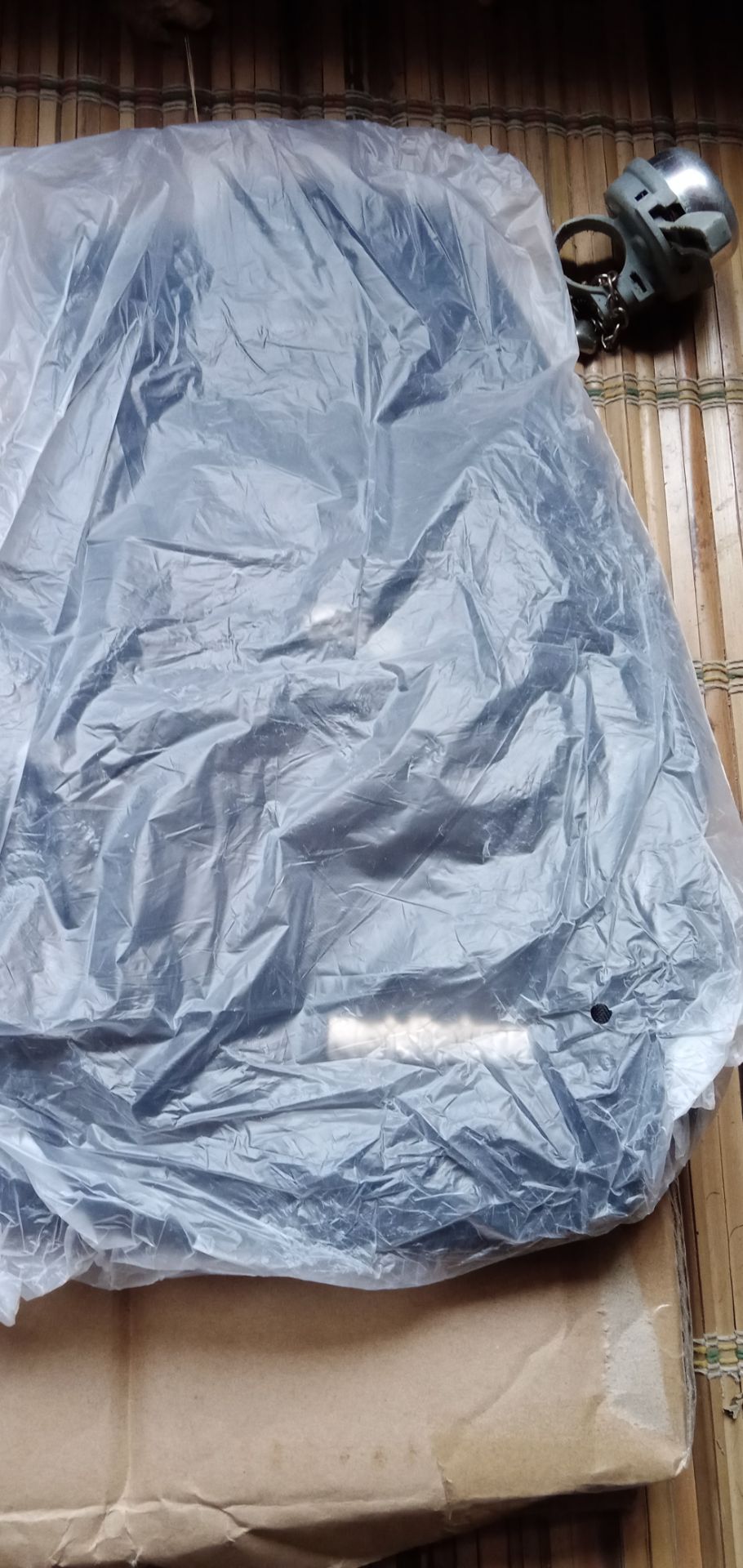 nó hơi bị nhăn với ko đều chỉ