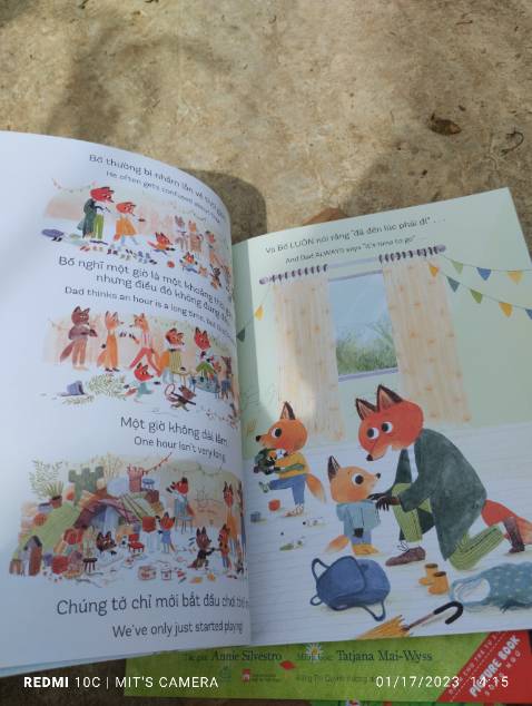 Sách rất đẹp, hình  vẽ màu sắc đẹp tuyệt