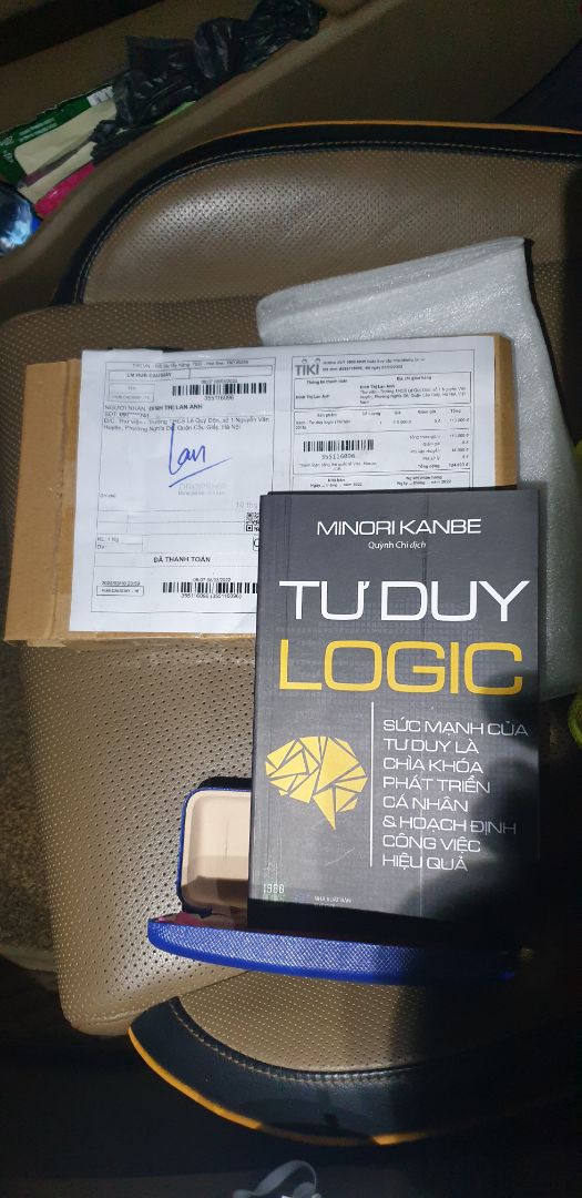 tôi cũng bị giao sai như thế, hình như shop này *** đảo, yêu cầu Tiki loại bỏ shop này ra khỏi hệ thống