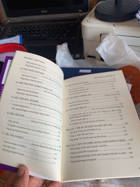 Sách Viết Rất Hay. Giao Hàng Nhanh Chóng. Tốt !