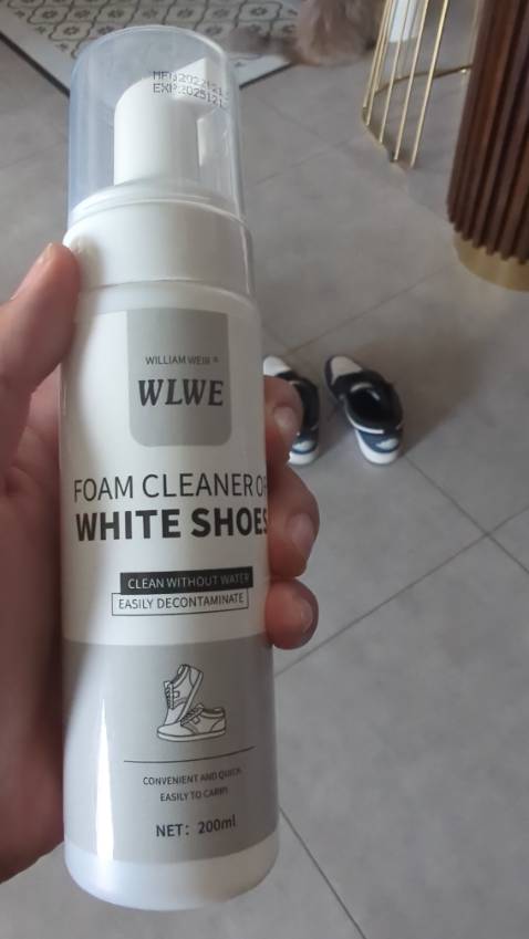 Vệ sinh sạch sẽ nhanh chóng
Không mùi
Bọt rất nhiều nhanh khô d
Mùi dễ chịu
Giày sạch