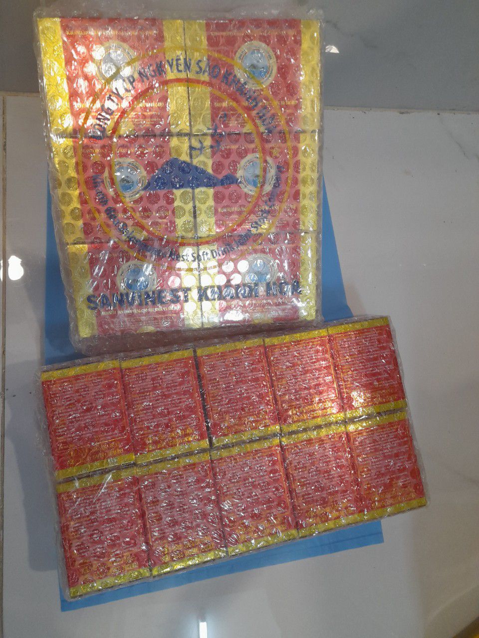 sản phẩm giao nhanh  đóng gói kỹ càng, mua cùng với 6 hộp yến gói để chưng sản phẩm giao nhanh  đóng gói kỹ càng, mua cùng với 6 hộp yến gói để chưng