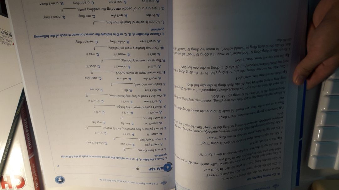 Sách cực đẹp,chắc chắn,mình đang ôn thi tuyển sinh vào 10 nên mua quyển này về học,giao hàng nhanh thần tốc luôn,tối hôm qua mình đặt mà trưa nay đã nhận được hàng rồi?