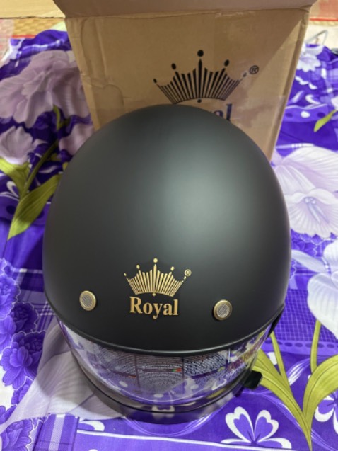 Sản phẩm đẹp ok nhưng đóng gói sơ xài , vận chuyển bị móp bên ngoài Sản phẩm đẹp ok nhưng đóng gói sơ xài , vận chuyển bị móp bên ngoài