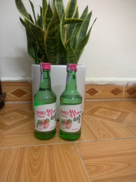 Sản phảm đóng gói cẩn thận. Giao hàng nhanh.Bao bì sản phẩm đẹp. Rượu có mùi rất thơm và dễ uống. Mn nên dùng thử nha.