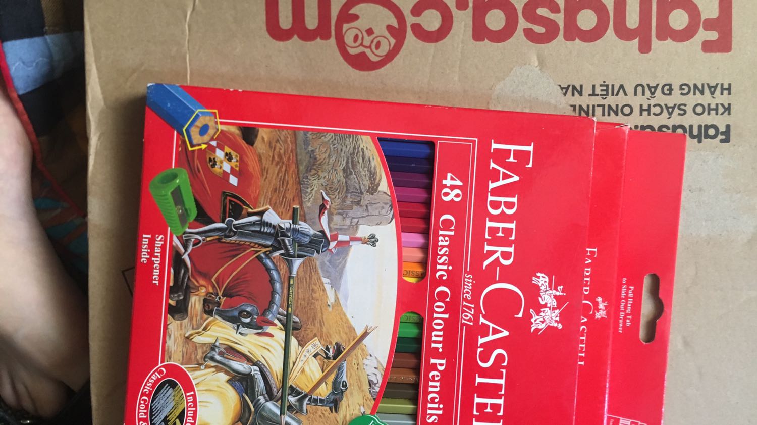 màu khá đẹp, đúng như review ạ, cảm ơn shop