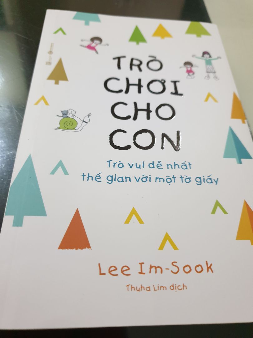 sách hay, sách giao được bao bọc cẩn thận.