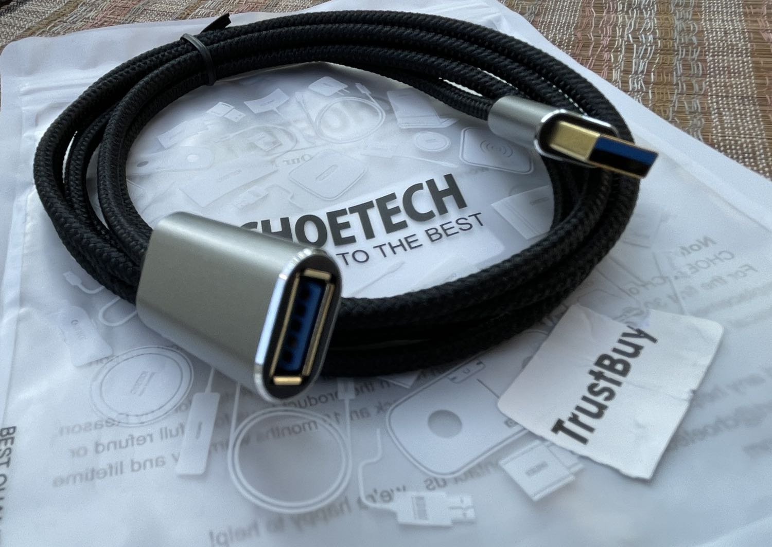 Hàng giao nhanh, mãu mã đẹp, chắc chắc từ cáp đến đầu nối. Chưa ***, sẽ đánh giá thêm sau. Cảm ơn shop và Tiki.