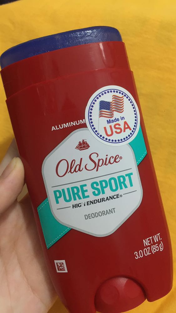 Giao hàng nhanh nha mng tphcm 2 ngày là có :)))) mùi thì như mùi x-men vậy á mà nhẹ nhàng hơn xíuuu. Dùng thoải mái lắm không bị nhớt hay dính gì hết nha. Theo mình giữ mùi cũng k lâu lắm đâu, ngôi máy lạnh k ra mồ hôi thì khoảng 3-4 tiếng. Mng nói hoạt động nhiều thì nó sẽ thơm hơn mà k có đâu nhá nó mất mùi trước khi thơm hơn lun.